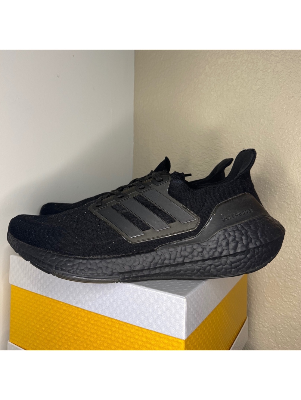 adidas Ultraboost 22 Triple Black Running Shoes Men’s Size 11 GX3062 Boost - Picture 2 of 7
